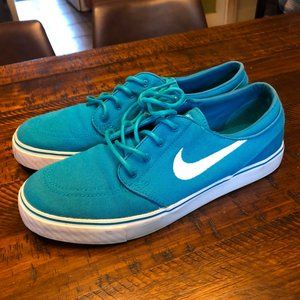 Blue Nike Janoski Skate Sneakers Canvas
